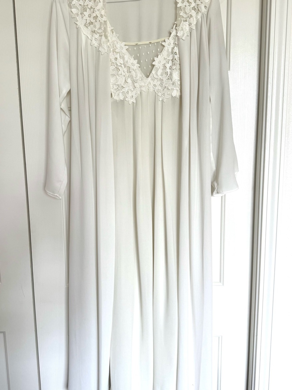 Flora Nikrooz Ivory Chiffon Lace Robe & Chemise Nightgown Set S/M Bridal Honeymo